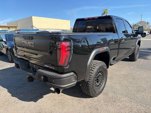 Certified 2024 GMC Sierra 2500 AT4X w/ AT4X AEV Edition image 4