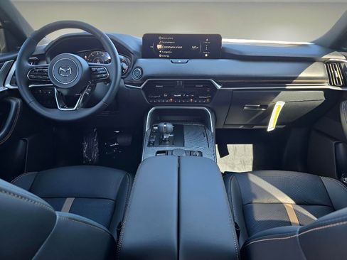 New 2025 MAZDA CX-70 Plug-In Hybrid w/ Premium Plus image 23