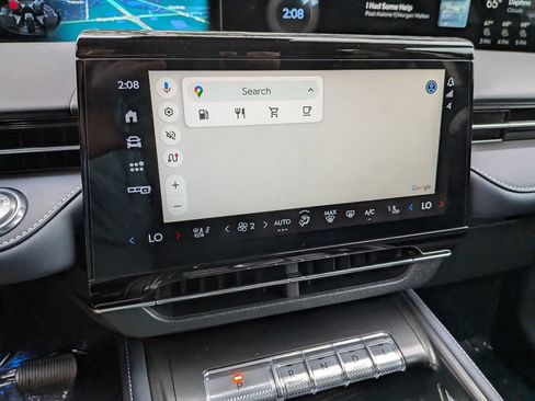 New 2025 Lincoln Nautilus Reserve image 28