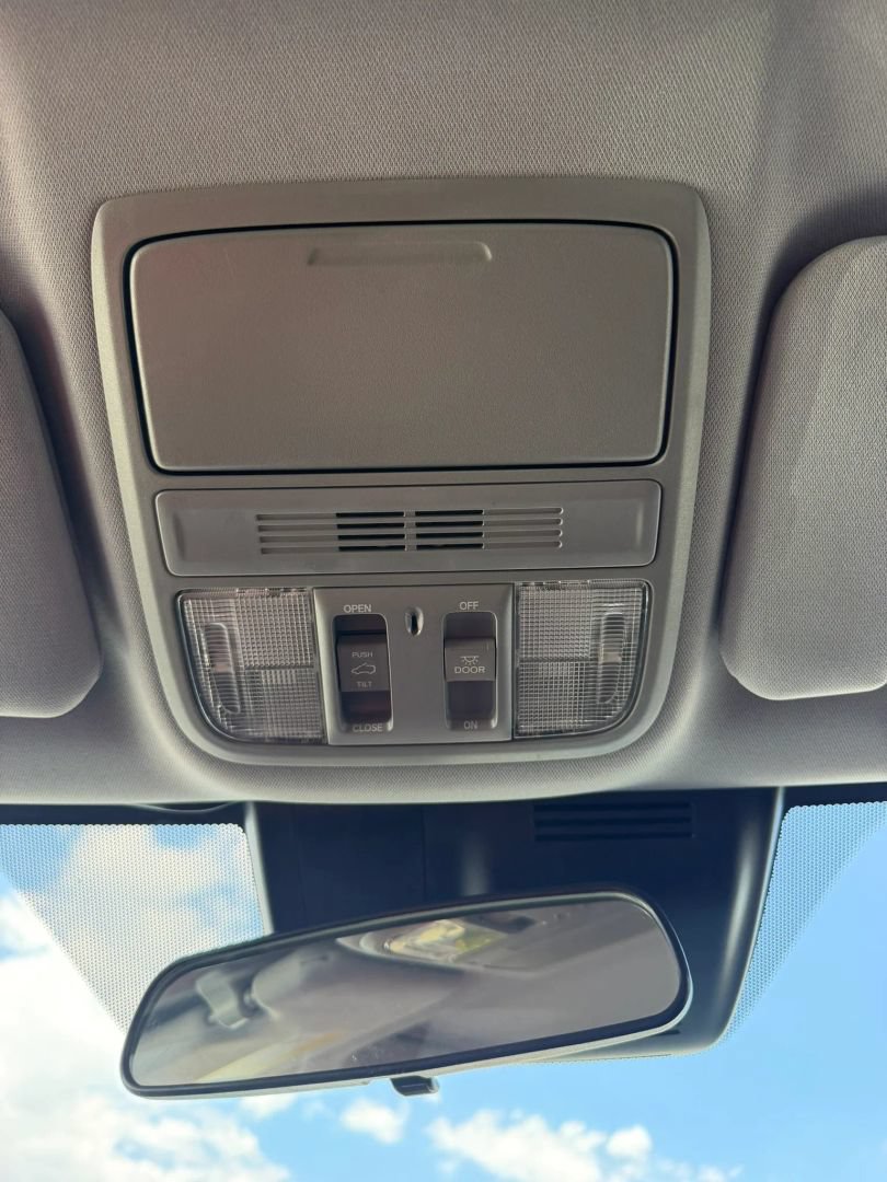 Used 2021 Honda CR-V EX image 30