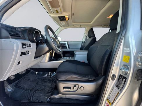 Used 2011 Toyota 4Runner SR5 image 11