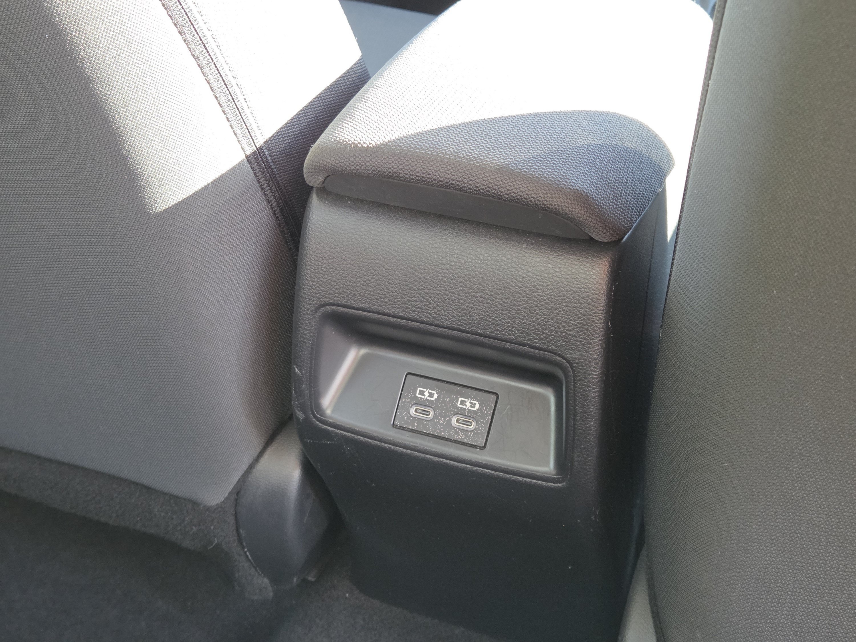 Used 2025 Toyota Corolla LE FWD image 25