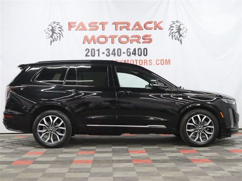 Used 2021 Cadillac XT6 Sport AWD/4WD image 9