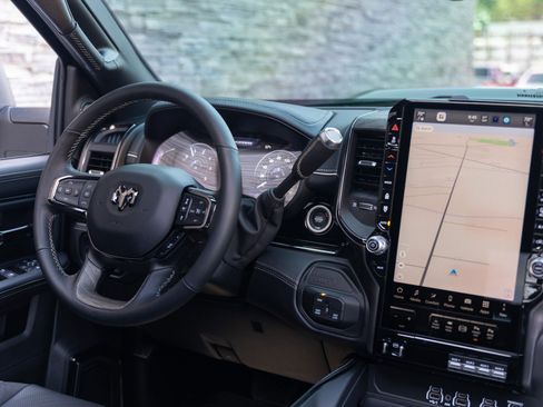 Used 2026 RAM 3500 Limited image 38