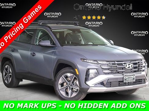 Certified 2025 Hyundai Tucson SEL image 1