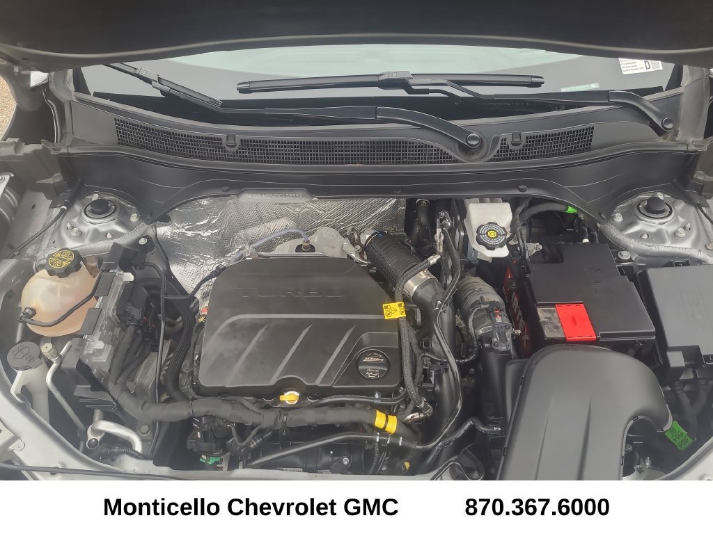 Used 2025 Chevrolet Trax LT FWD image 11