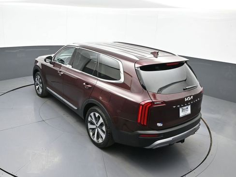 Certified 2022 Kia Telluride EX w/ EX Premium Package FWD image 42
