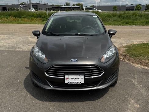 Used 2018 Ford Fiesta SE w/ Cold Weather Package FWD image 32