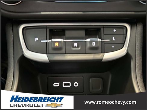 Used 2023 GMC Terrain SLE w/ Driver Convenience Package FWD image 24