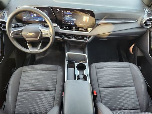 Certified 2025 Chevrolet Equinox LT w/ Safety and Technology Package FWD image 26