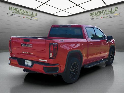 Used 2024 GMC Sierra 1500 Elevation w/ LPO, Elevation Black Package AWD/4WD image 9