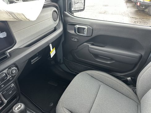 New 2026 Jeep Wrangler Sport S AWD/4WD image 25