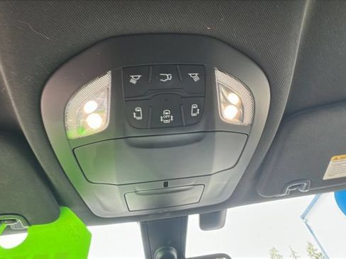 Used 2019 Chrysler Pacifica Touring-L w/ S Appearance Package FWD image 28
