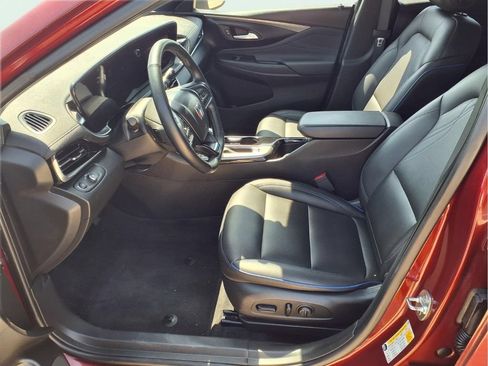 Used 2024 Buick Envista Sport Touring w/ Convenience I Package FWD image 18