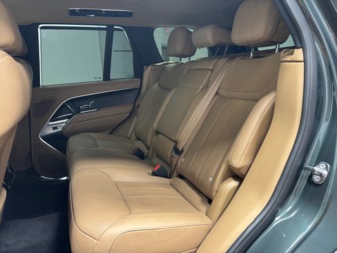 Used 2024 Land Rover Range Rover SE AWD/4WD image 26