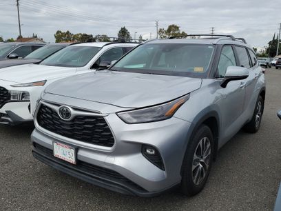 Used 2023 Toyota Highlander XLE