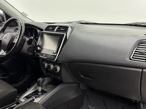 Used 2021 Mitsubishi Outlander Sport SE image 30