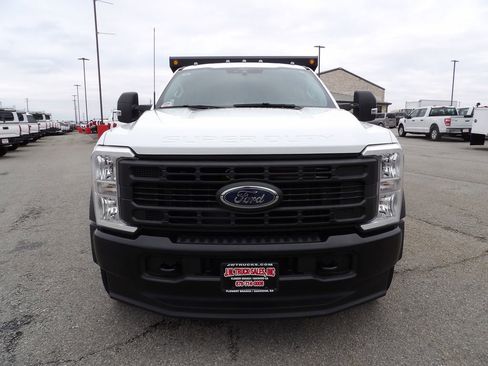 Used 2024 Ford F550 image 24