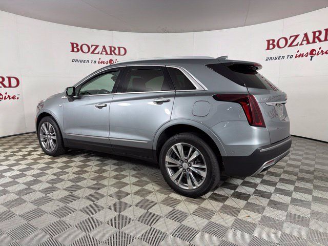 Used 2024 Cadillac XT5 Premium Luxury w/ Technology Package FWD image 8