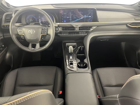 Used 2025 Toyota Crown Signia w/ Advanced Technology Package AWD/4WD image 10