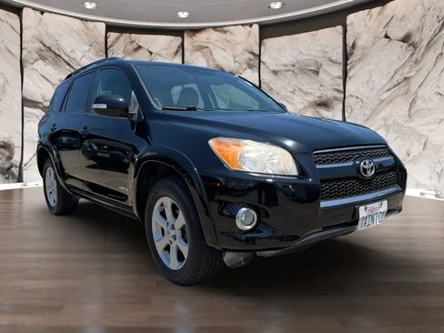Used 2011 Toyota RAV4 Limited w/ Limited Extra Value Pkg FWD image 3