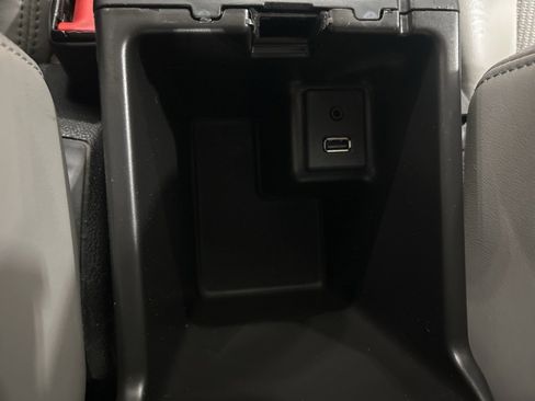 Used 2014 Buick Verano image 28