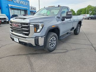 Used 2024 GMC Sierra 3500 SLE w/ SLE Convenience Package AWD/4WD video 1
