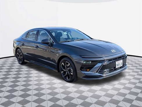 Used 2025 Hyundai Sonata SEL image 9