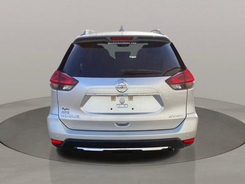 Used 2019 Nissan Rogue SV image 15