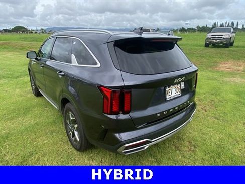 Used 2022 Kia Sorento S image 3