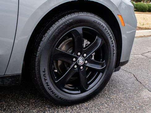 Used 2023 Buick Enclave Essence w/ Experience Buick Package image 8