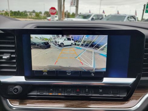 Used 2025 Chevrolet Silverado 1500 LT w/ Leather Package image 11