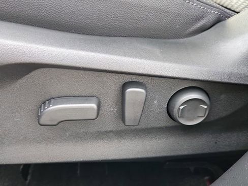 Used 2024 Subaru Forester Premium image 12