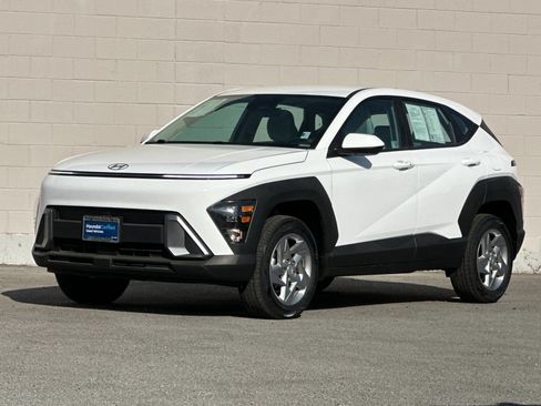 Certified 2025 Hyundai Kona SE AWD/4WD image 7