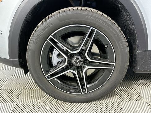 Certified 2026 Mercedes-Benz GLB 250 image 31