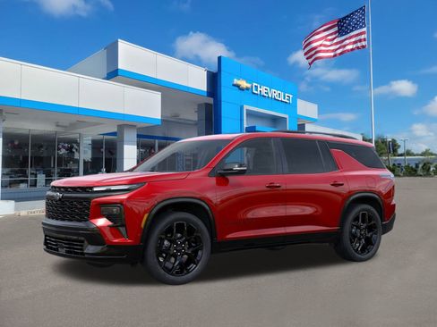 New 2026 Chevrolet Traverse RS w/ LPO, Floor Liner Package image 2