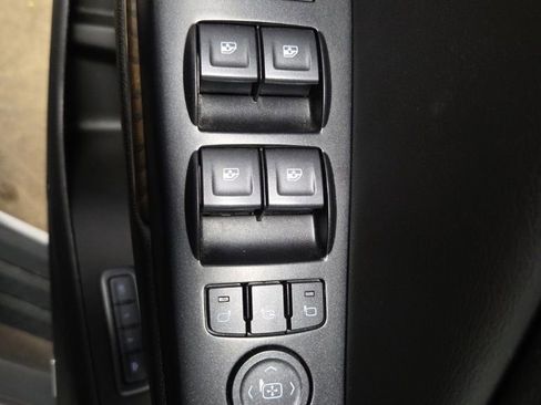 Used 2019 GMC Yukon Denali w/ Denali Ultimate Package image 27