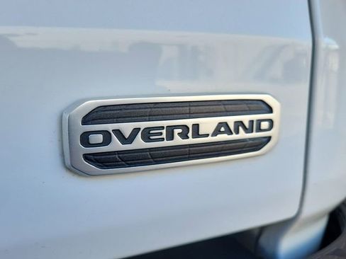 Used 2020 Jeep Gladiator Overland image 35