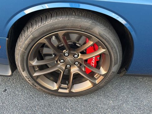 Used 2022 Dodge Challenger SRT Hellcat w/ Plus Package image 29
