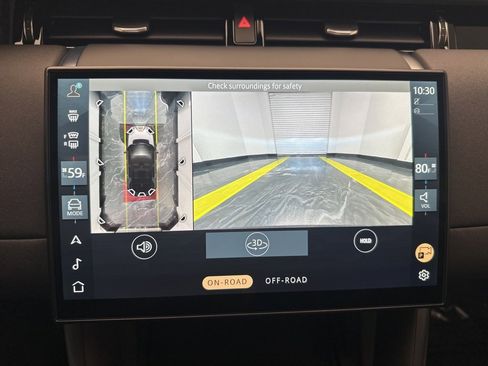 Used 2025 Land Rover Discovery Sport S image 27