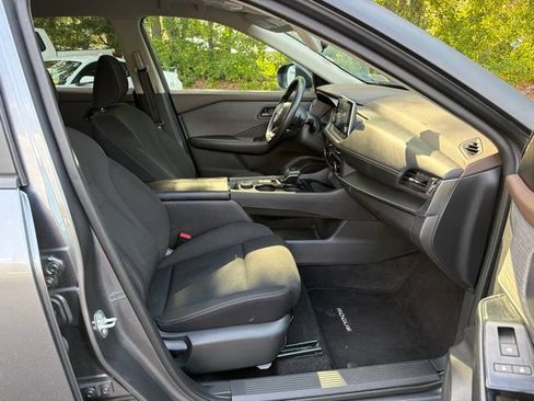 Used 2023 Nissan Rogue S AWD/4WD image 11