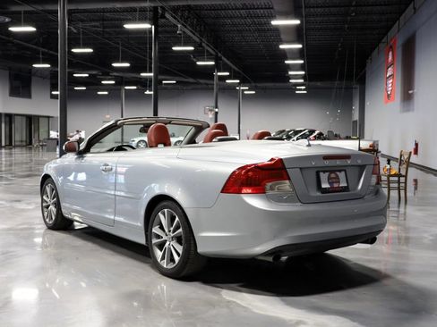 Used 2013 Volvo C70 T5 FWD image 5