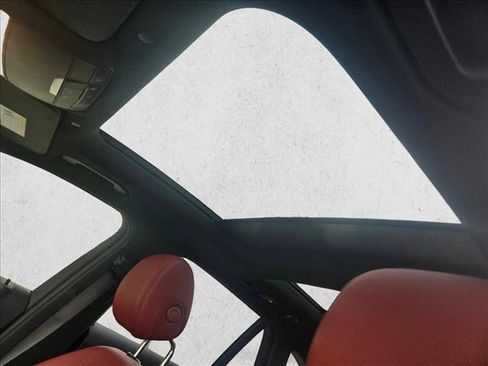 Certified 2021 Mercedes-Benz GLC 300 image 18