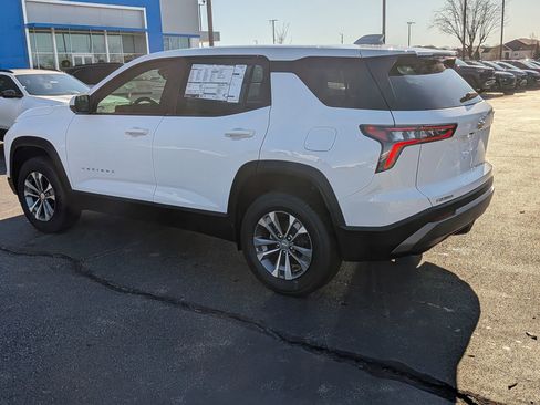 New 2026 Chevrolet Equinox LT image 6