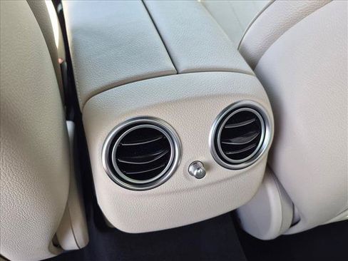 Used 2023 Mercedes-Benz E 350 Sedan image 18