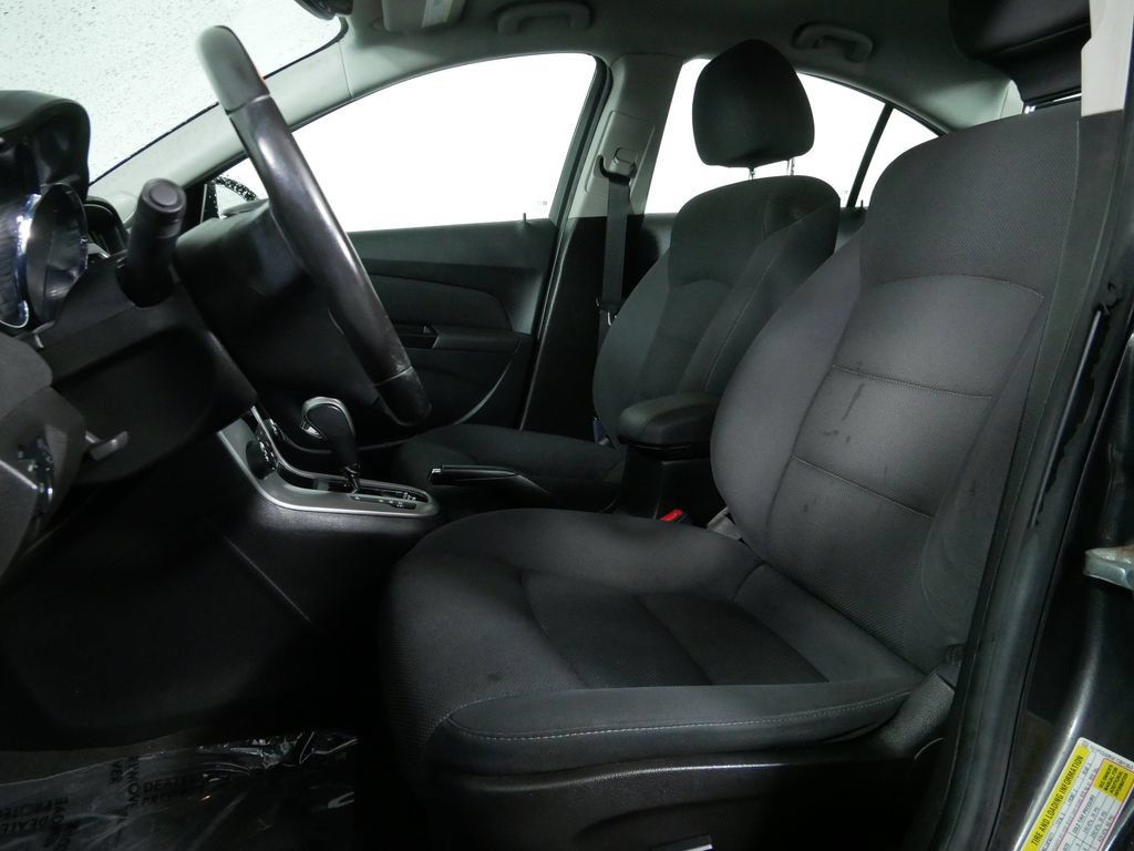 Used 2014 Chevrolet Cruze LT w/ RS Package FWD image 15