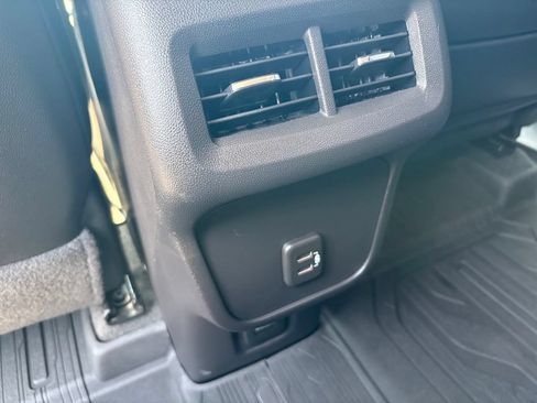 Used 2024 GMC Terrain AT4 w/ LPO, Floor Liner Package AWD/4WD image 20