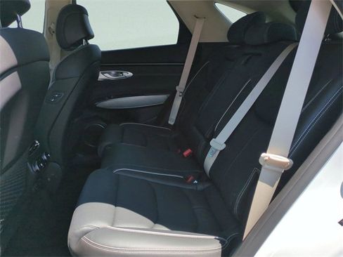 Certified 2024 Genesis Electrified GV70 Advanced image 13