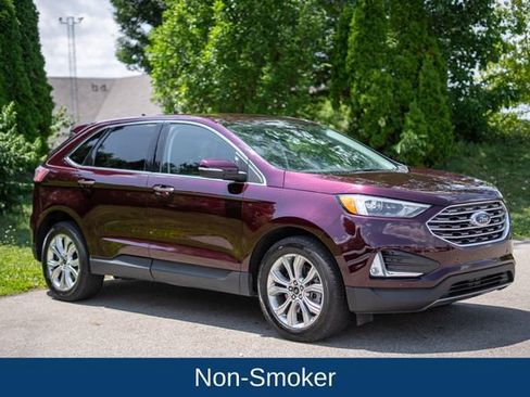 Used 2024 Ford Edge Titanium AWD/4WD image 3
