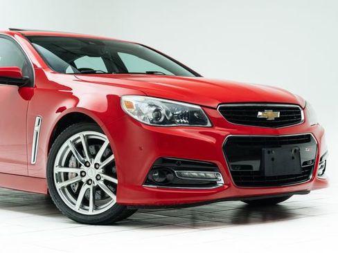 Used 2015 Chevrolet SS image 4